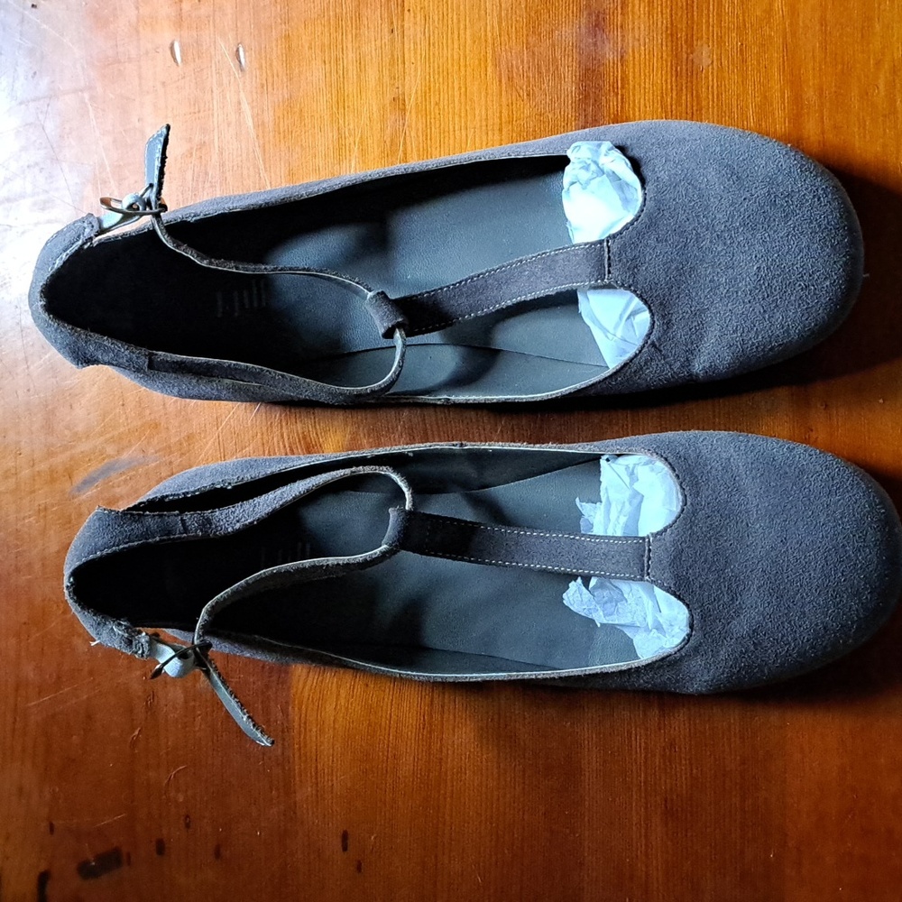 Last Chance! Will Be Pulling Soon!J Jill grey suede shoes